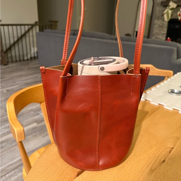 Portland Leather Goods Devan Bucket (small) - Picture 7 of 7